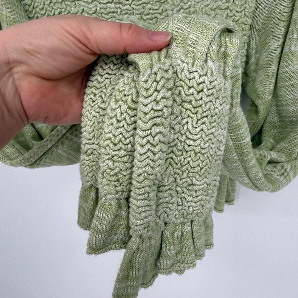 FREE PEOPLE FREE SPIRIT SMOCKED PEPLUM TOP SEAFOAM GREEN‎ SMALL